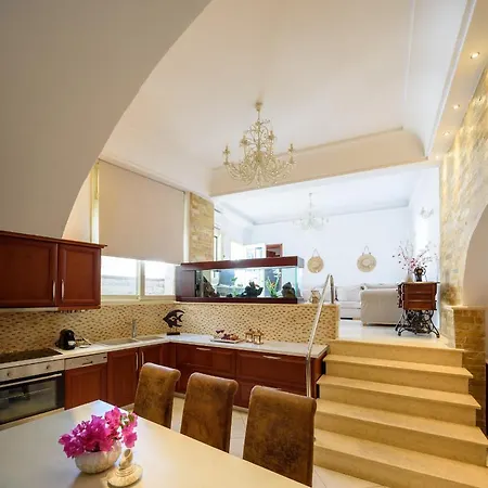 Villa Santorini Fira (Santorini)
