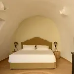 Willa Santorini *