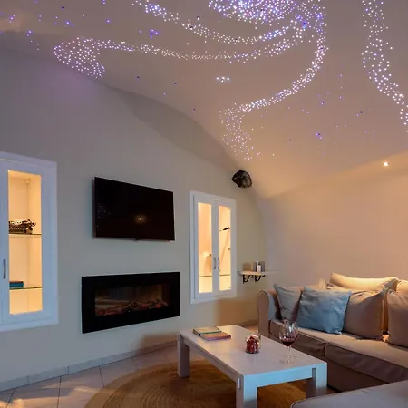 Villa Santorini *